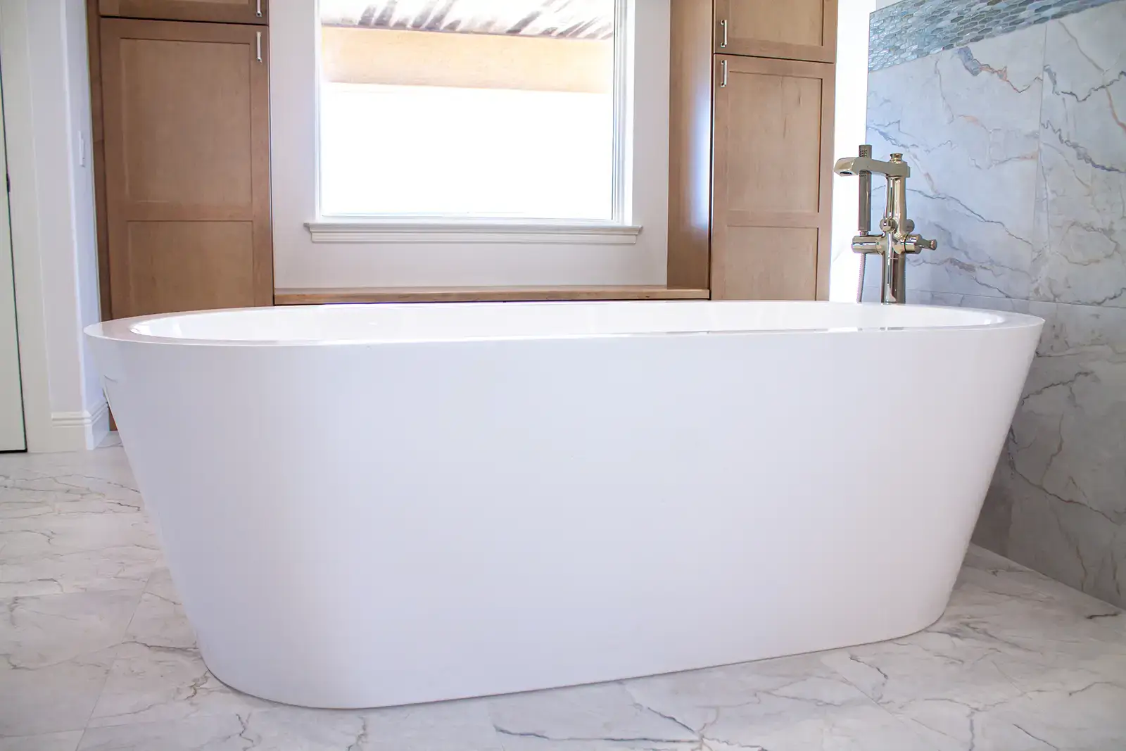 Close-up of freestanding tub - Flagler Beach bathroom remodeling project